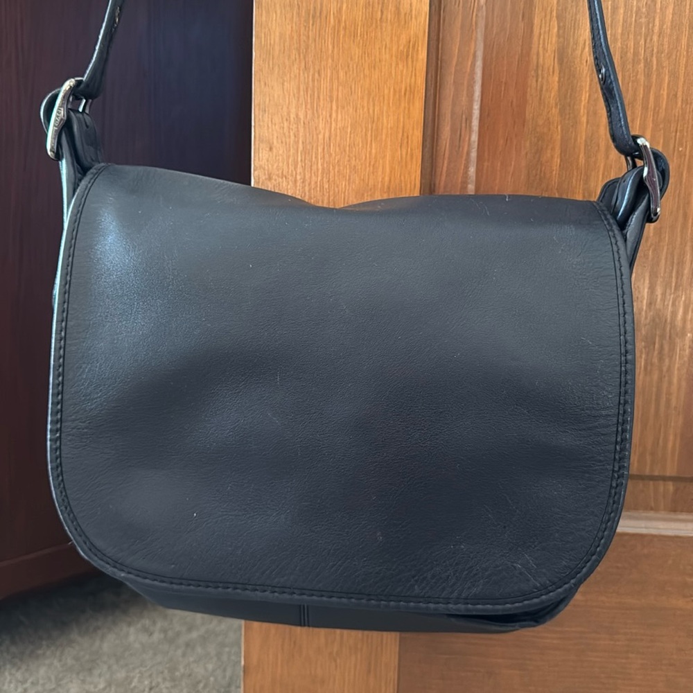 Coach legacy navy